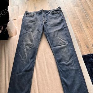 Banana Republic Traveler